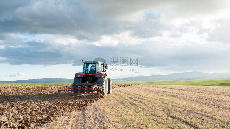 河南农村耕地拖拉机，如何挑选性价比之选？**